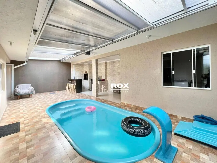 Foto 2 de Casa com 3 quartos à venda, 200m2 em Pinheirinho, Curitiba - PR