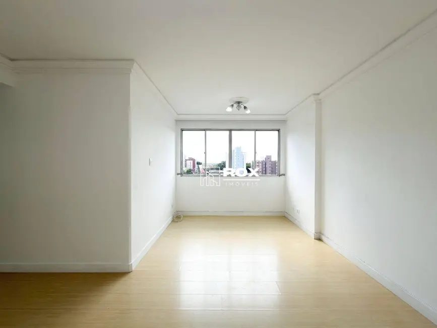 Apartamento com 3 quartos para alugar, 120m2 em Vila Izabel, Curitiba - PR - imagem 3 Foto 3 de Apartamento com 3 quartos para alugar, 120m2 em Vila Izabel, Curitiba - PR