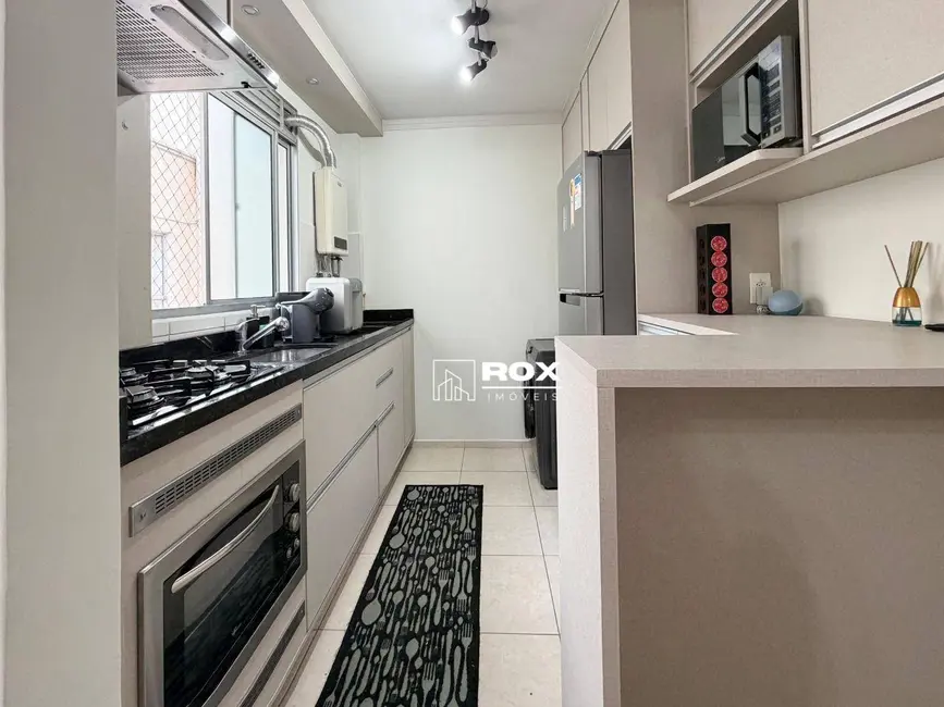 Apartamento com 2 quartos à venda, 60m2 em Pinheirinho, Curitiba - PR - imagem 6 Foto 6 de Apartamento com 2 quartos à venda, 60m2 em Pinheirinho, Curitiba - PR