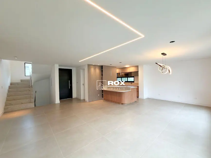 Foto 3 de Casa de Condomínio com 3 quartos à venda, 159m2 em Santa Felicidade, Curitiba - PR