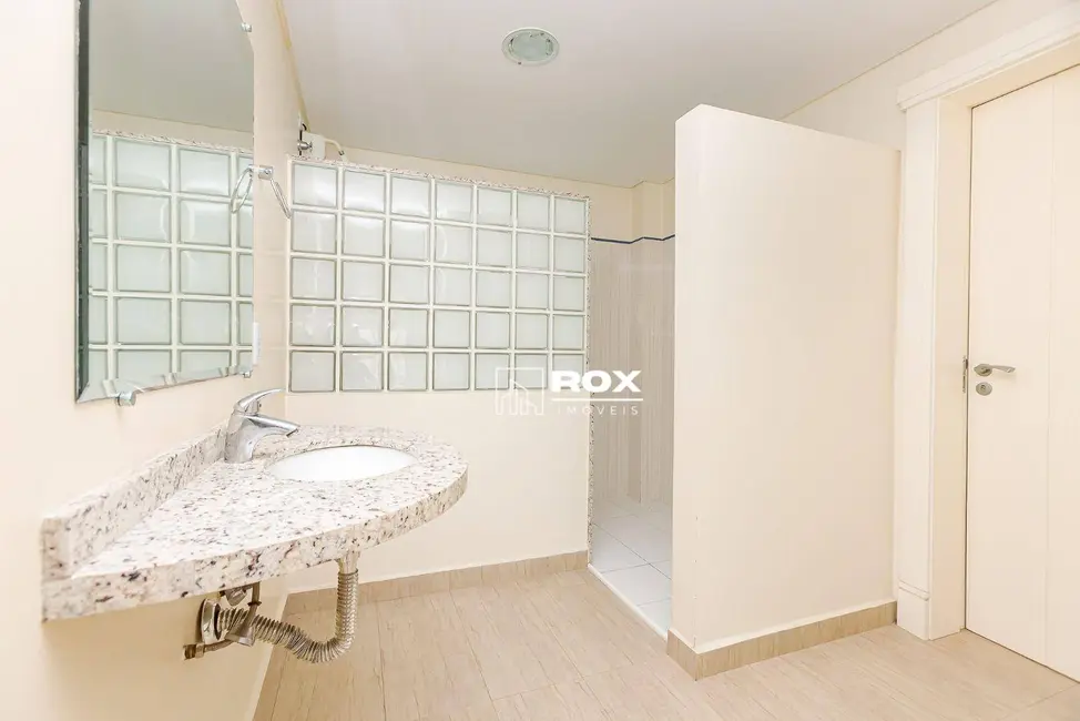 Foto 9 de Casa de Condomínio com 4 quartos para alugar, 598m2 em Taboão, Curitiba - PR