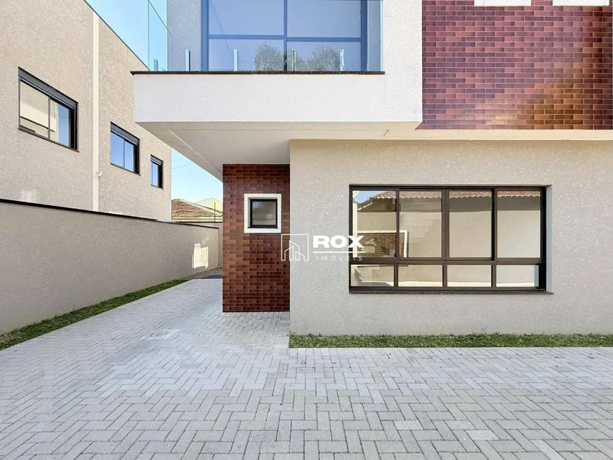 Foto 2 de Sobrado com 3 quartos para alugar, 123m2 em Água Verde, Curitiba - PR