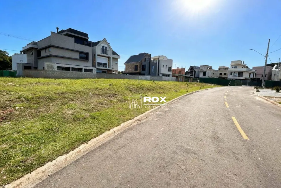 Foto 3 de Terreno / Lote à venda, 214m2 em Santa Cândida, Curitiba - PR