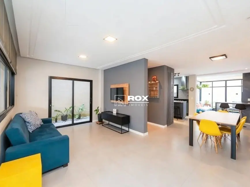 Casa de Condomínio com 3 quartos à venda, 250m2 em Bairro Alto, Curitiba - PR - imagem 2 Foto 2 de Casa de Condomínio com 3 quartos à venda, 250m2 em Bairro Alto, Curitiba - PR