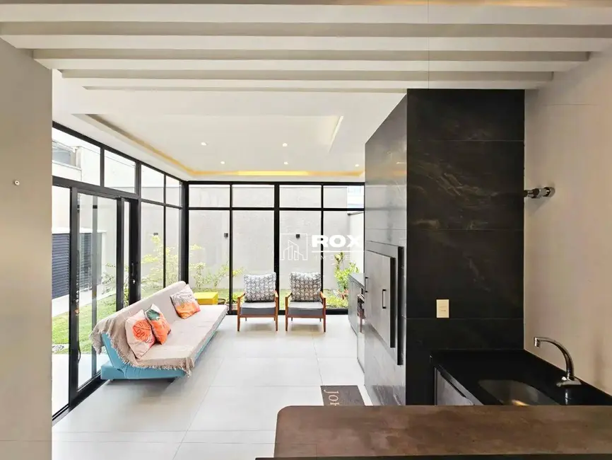 Casa de Condomínio com 3 quartos à venda, 250m2 em Bairro Alto, Curitiba - PR - imagem 8 Foto 8 de Casa de Condomínio com 3 quartos à venda, 250m2 em Bairro Alto, Curitiba - PR