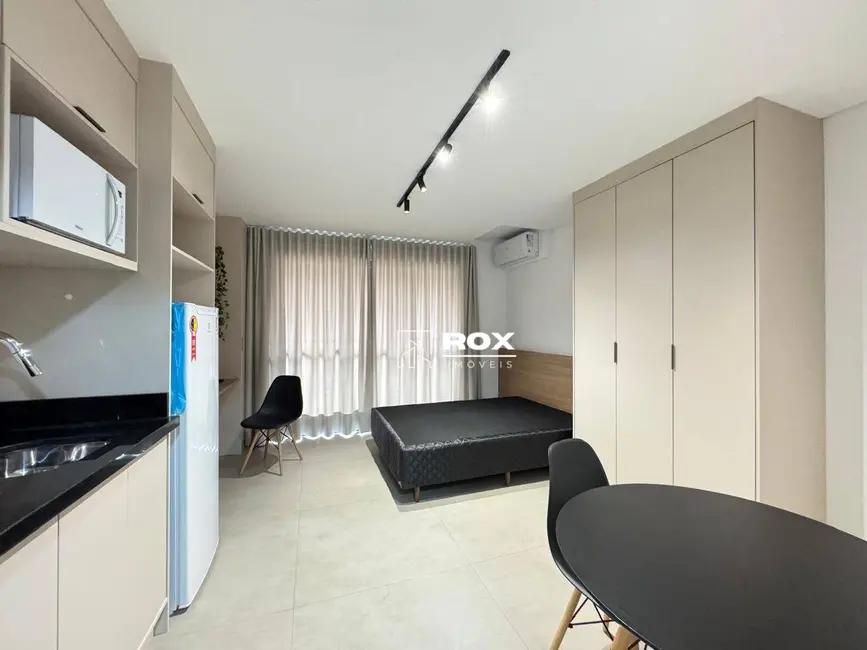 Kitnet com 1 quarto para alugar, 51m2 em Água Verde, Curitiba - PR - imagem 2 Foto 2 de Kitnet com 1 quarto para alugar, 51m2 em Água Verde, Curitiba - PR