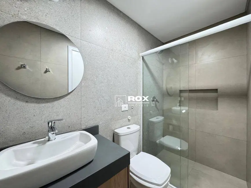 Kitnet com 1 quarto para alugar, 51m2 em Água Verde, Curitiba - PR - imagem 7 Foto 7 de Kitnet com 1 quarto para alugar, 51m2 em Água Verde, Curitiba - PR