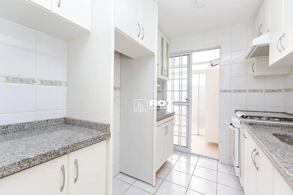 Apartamento com 2 quartos para alugar, 79m2 em São Braz, Curitiba - PR - imagem 7 Foto 7 de Apartamento com 2 quartos para alugar, 79m2 em São Braz, Curitiba - PR