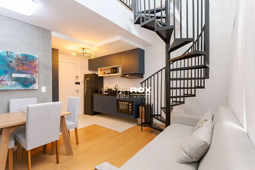 Foto 2 de Cobertura com 1 quarto à venda, 65m2 em Água Verde, Curitiba - PR