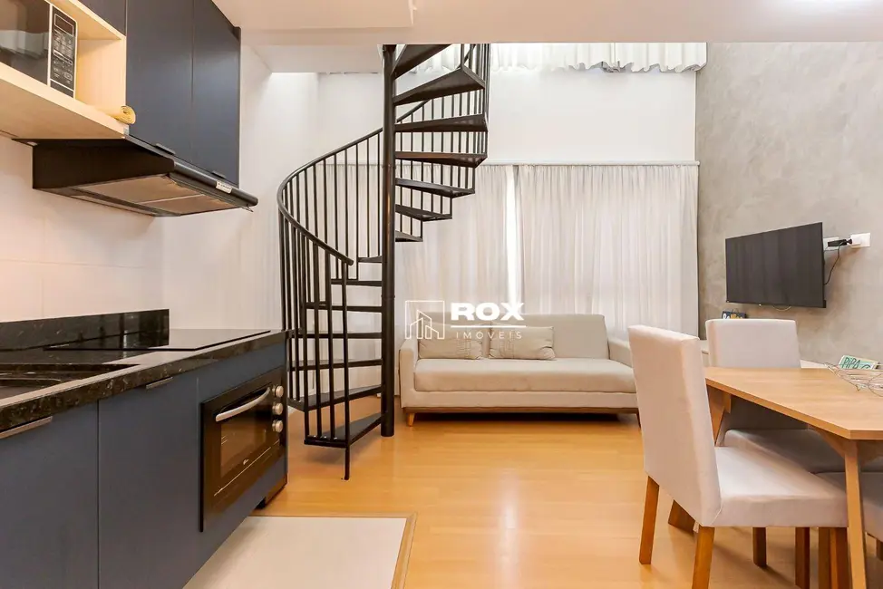 Foto 3 de Cobertura com 1 quarto à venda, 65m2 em Água Verde, Curitiba - PR