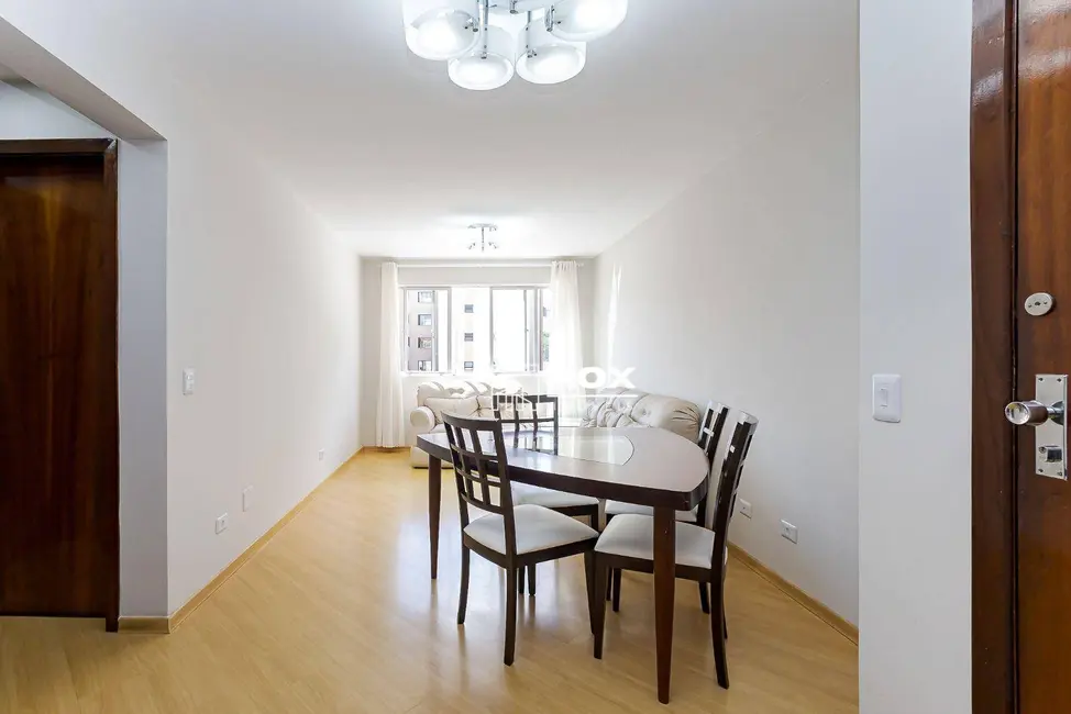 Apartamento com 2 quartos para alugar, 63m2 em Água Verde, Curitiba - PR - imagem 1 Foto 1 de Apartamento com 2 quartos para alugar, 63m2 em Água Verde, Curitiba - PR