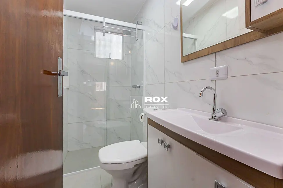 Apartamento com 2 quartos para alugar, 63m2 em Água Verde, Curitiba - PR - imagem 9 Foto 9 de Apartamento com 2 quartos para alugar, 63m2 em Água Verde, Curitiba - PR