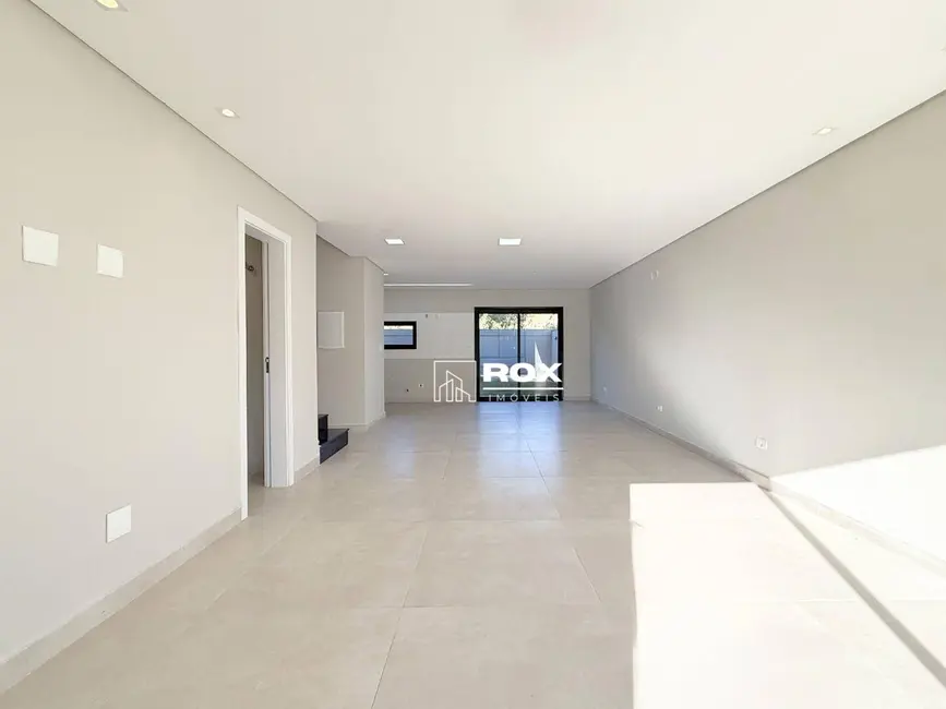 Foto 3 de Casa de Condomínio com 3 quartos à venda, 144m2 em Santa Cândida, Curitiba - PR