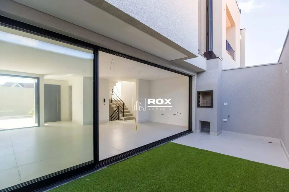 Sobrado com 3 quartos à venda, 162m2 em São Braz, Curitiba - PR - imagem 7 Foto 7 de Sobrado com 3 quartos à venda, 162m2 em São Braz, Curitiba - PR