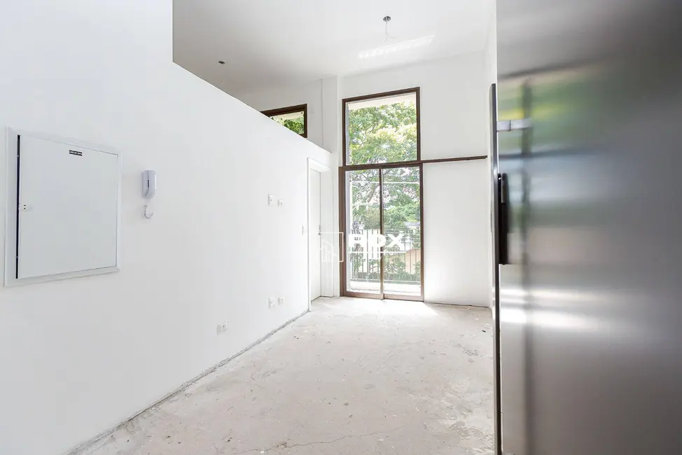 Apartamento com 1 quarto à venda, 57m2 em Hugo Lange, Curitiba - PR - imagem 2 Foto 2 de Apartamento com 1 quarto à venda, 57m2 em Hugo Lange, Curitiba - PR