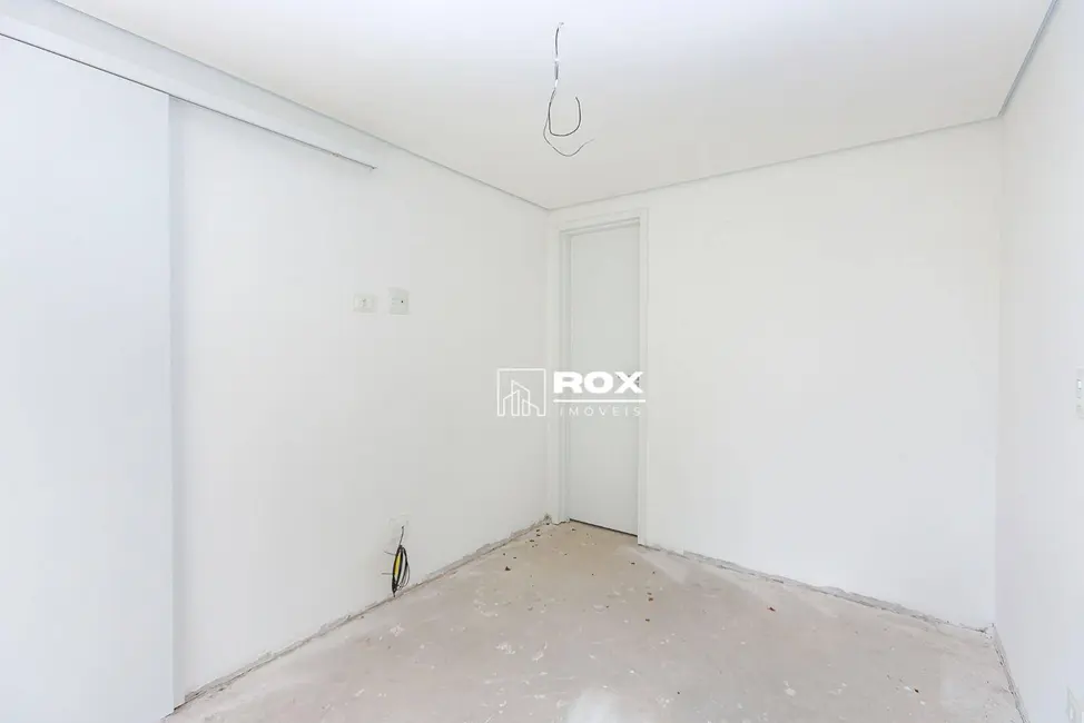 Apartamento com 1 quarto à venda, 57m2 em Hugo Lange, Curitiba - PR - imagem 8 Foto 8 de Apartamento com 1 quarto à venda, 57m2 em Hugo Lange, Curitiba - PR