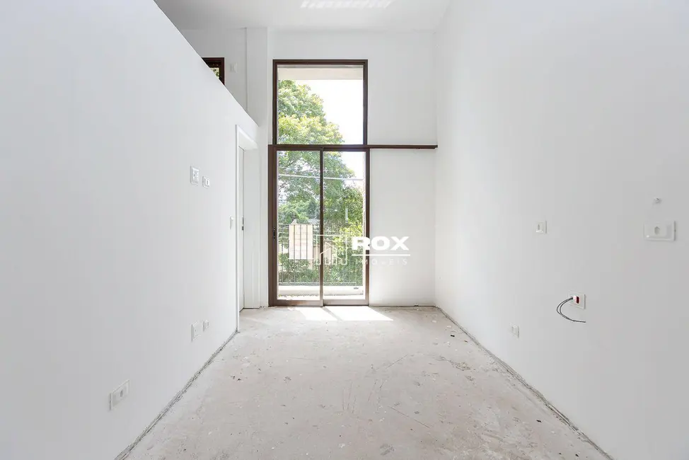 Apartamento com 1 quarto à venda, 57m2 em Hugo Lange, Curitiba - PR - imagem 3 Foto 3 de Apartamento com 1 quarto à venda, 57m2 em Hugo Lange, Curitiba - PR