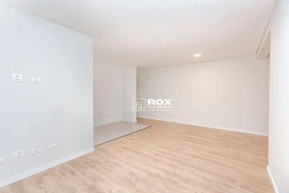 Apartamento com 3 quartos à venda, 113m2 em Juvevê, Curitiba - PR - imagem 3 Foto 3 de Apartamento com 3 quartos à venda, 113m2 em Juvevê, Curitiba - PR