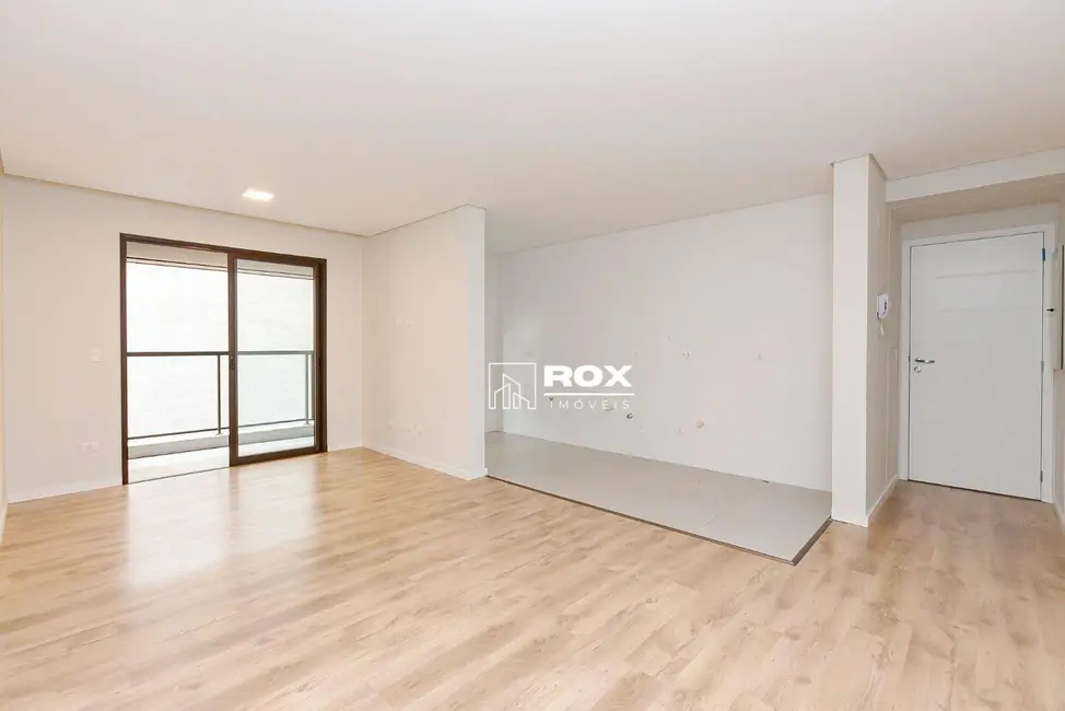 Apartamento com 3 quartos à venda, 113m2 em Juvevê, Curitiba - PR - imagem 8 Foto 8 de Apartamento com 3 quartos à venda, 113m2 em Juvevê, Curitiba - PR