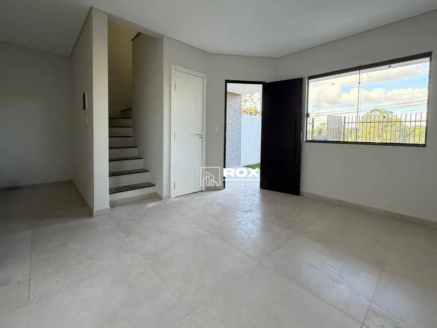 Foto 4 de Sobrado com 3 quartos à venda, 141m2 em Pinheirinho, Curitiba - PR