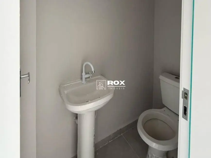 Sobrado com 3 quartos à venda, 73m2 em Campo de Santana, Curitiba - PR - imagem 6 Foto 6 de Sobrado com 3 quartos à venda, 73m2 em Campo de Santana, Curitiba - PR