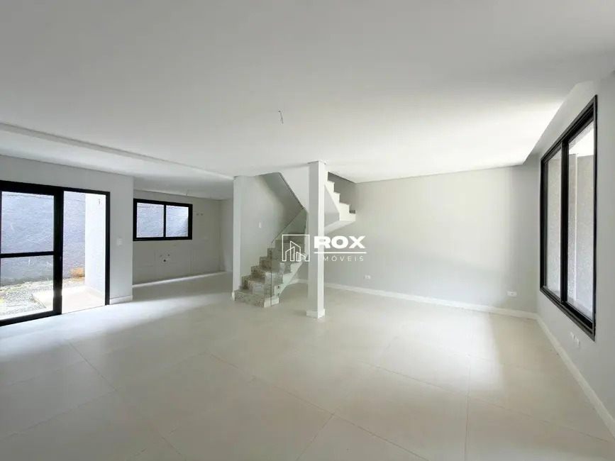 Casa de Condomínio com 3 quartos à venda, 90m2 em Santa Cândida, Curitiba - PR - imagem 5 Foto 5 de Casa de Condomínio com 3 quartos à venda, 90m2 em Santa Cândida, Curitiba - PR