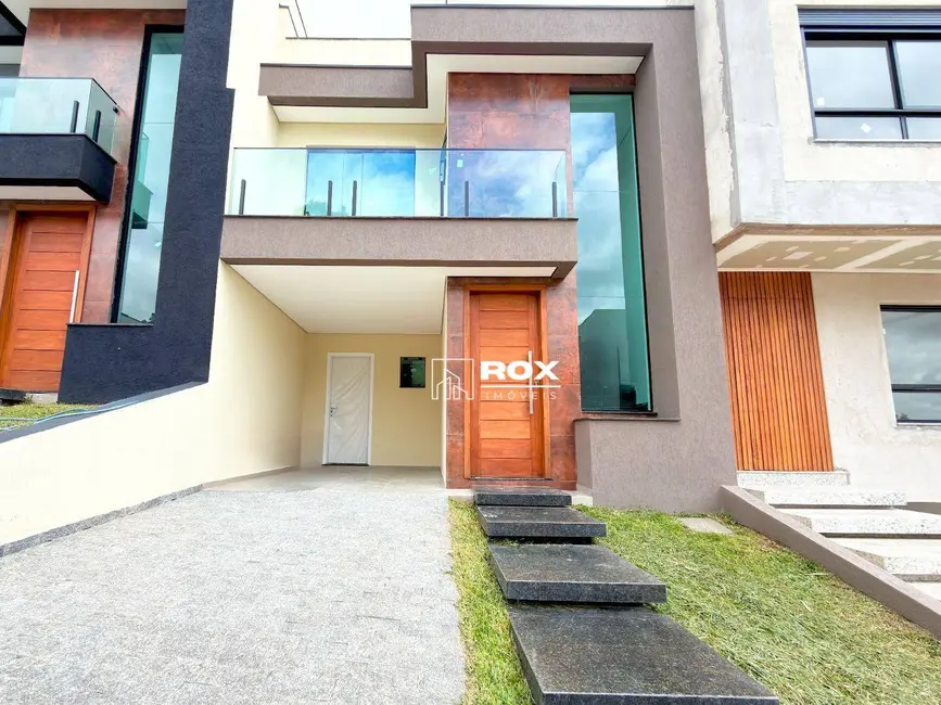 Foto 1 de Sobrado com 3 quartos à venda, 135m2 em Santa Cândida, Curitiba - PR