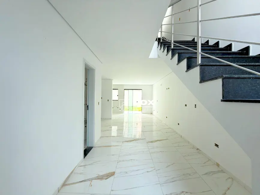 Foto 4 de Sobrado com 3 quartos à venda, 135m2 em Santa Cândida, Curitiba - PR