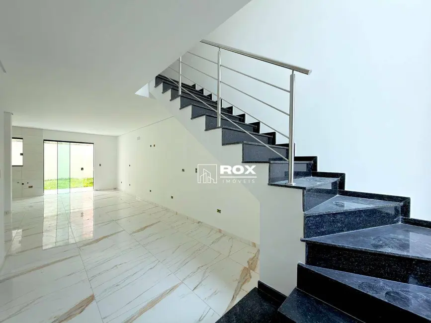 Foto 3 de Sobrado com 3 quartos à venda, 135m2 em Santa Cândida, Curitiba - PR