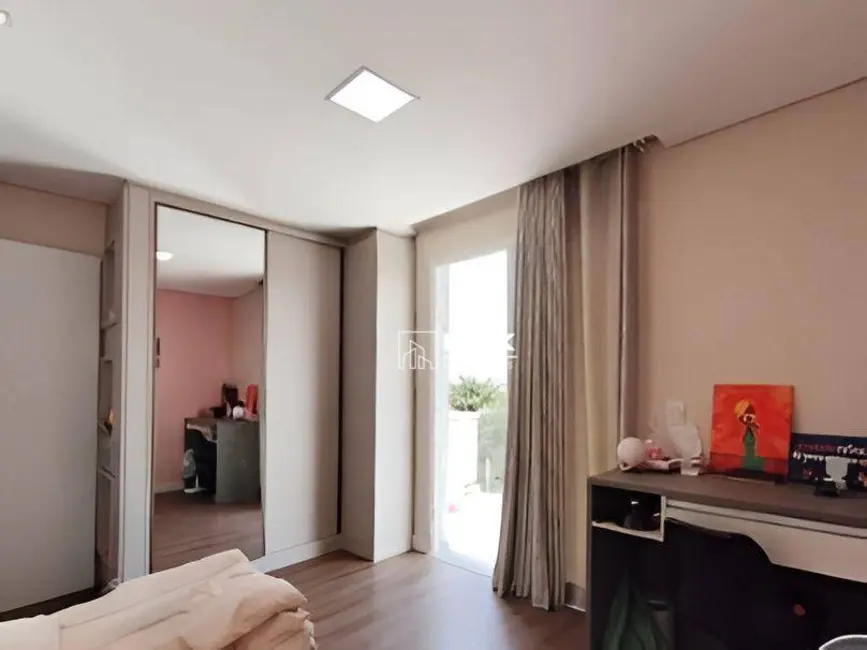 Foto 8 de Casa com 4 quartos à venda, 372m2 em Xaxim, Curitiba - PR