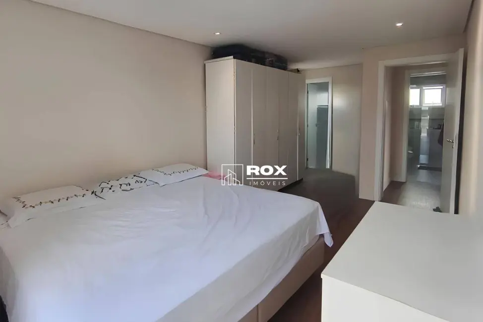 Foto 9 de Casa com 4 quartos à venda, 372m2 em Xaxim, Curitiba - PR