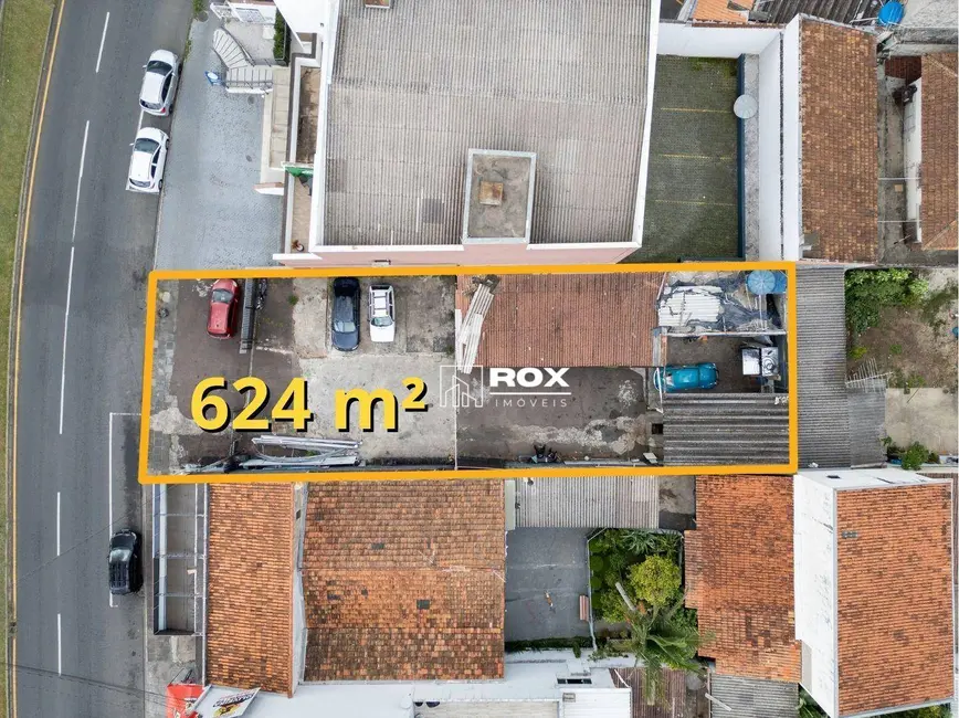 Foto 1 de Terreno / Lote à venda, 403m2 em Centro, Pinhais - PR