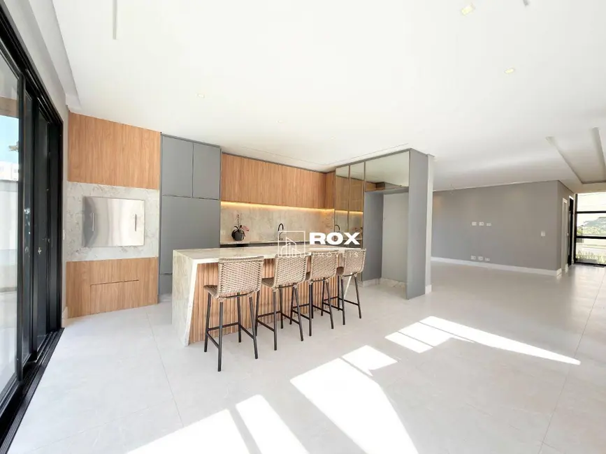 Foto 5 de Casa de Condomínio com 3 quartos à venda, 300m2 em Tingui, Curitiba - PR