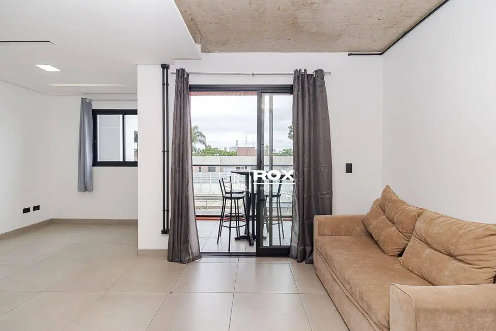 Foto 2 de Kitnet com 1 quarto para alugar, 46m2 em Prado Velho, Curitiba - PR