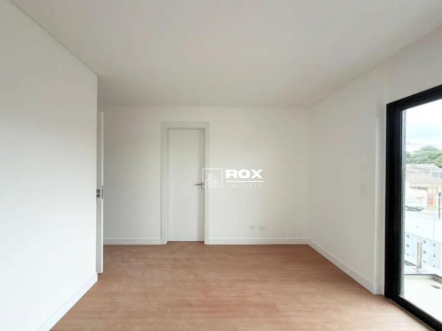 Foto 8 de Sobrado com 3 quartos à venda, 252m2 em Santa Felicidade, Curitiba - PR