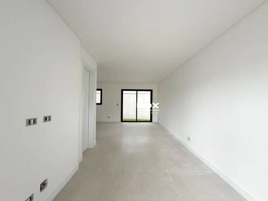 Foto 3 de Sobrado com 3 quartos à venda, 252m2 em Santa Felicidade, Curitiba - PR