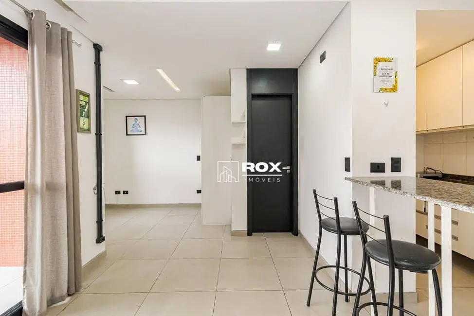 Foto 2 de Kitnet com 1 quarto para alugar, 46m2 em Prado Velho, Curitiba - PR