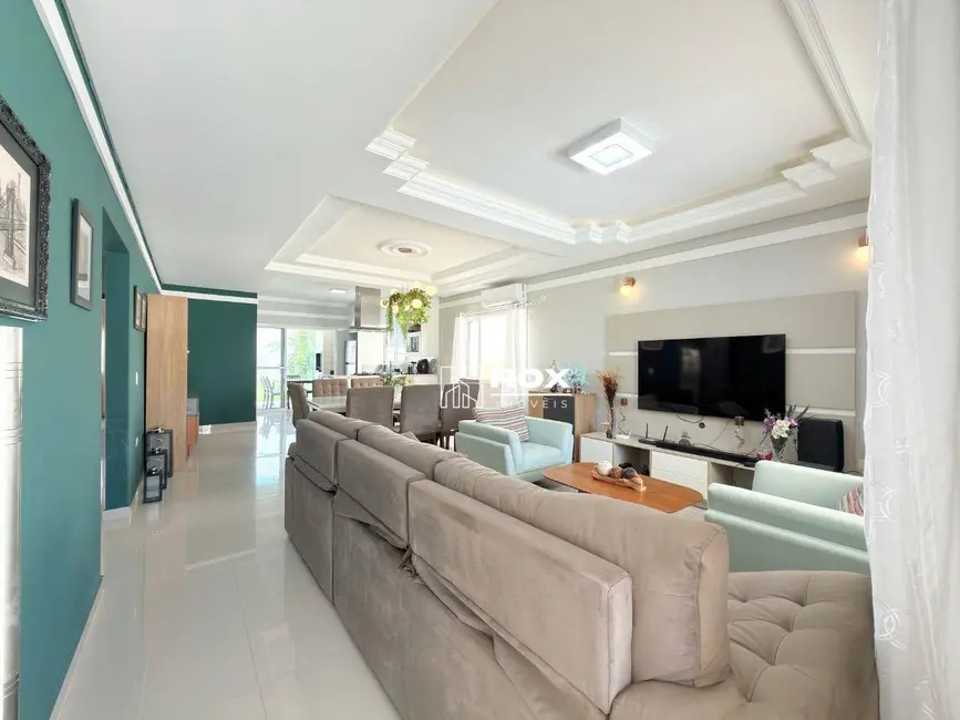 Foto 5 de Casa com 4 quartos à venda, 360m2 em Pontal Do Parana - PR