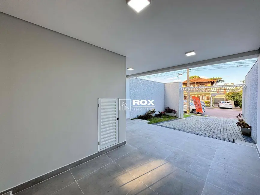 Foto 2 de Sobrado com 3 quartos à venda, 105m2 em São Braz, Curitiba - PR