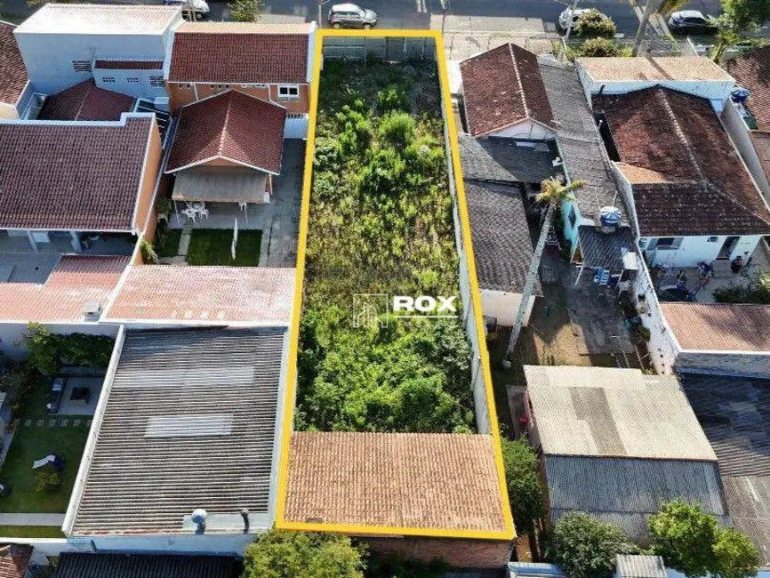 Foto 2 de Terreno / Lote à venda, 440m2 em Santa Quitéria, Curitiba - PR