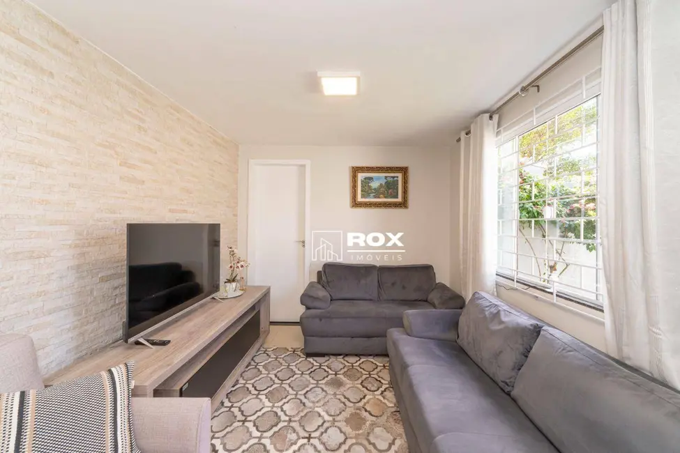 Foto 3 de Casa com 4 quartos à venda, 300m2 em Cajuru, Curitiba - PR