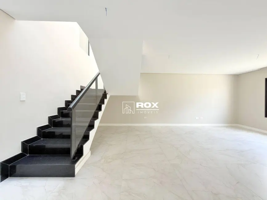 Foto 3 de Casa de Condomínio com 4 quartos à venda, 300m2 em Tingui, Curitiba - PR
