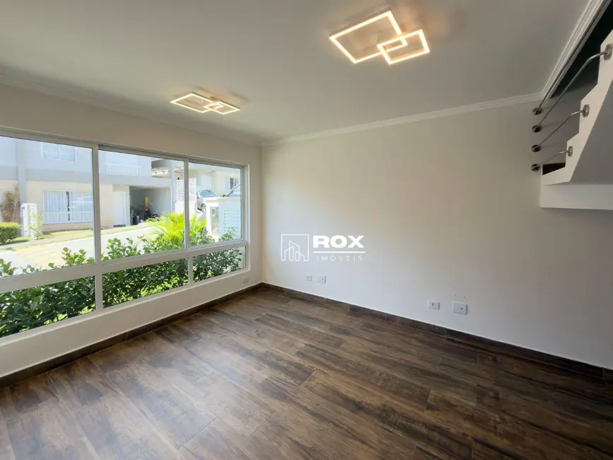 Foto 2 de Casa de Condomínio com 3 quartos para alugar, 116m2 em Santa Cândida, Curitiba - PR