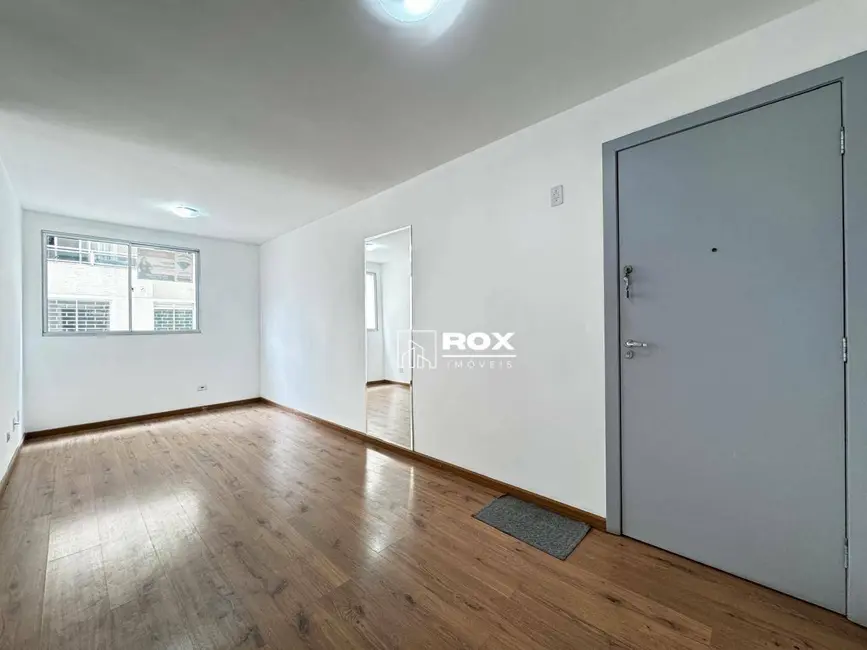 Foto 5 de Apartamento com 2 quartos à venda, 86m2 em Cristo Rei, Curitiba - PR