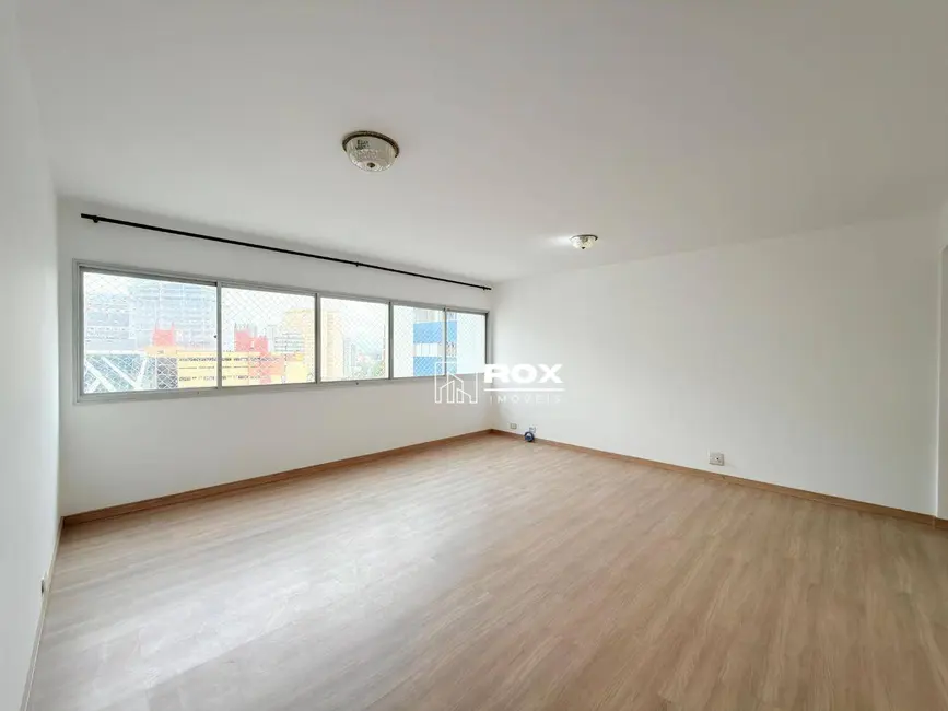 Foto 2 de Apartamento com 3 quartos para alugar, 138m2 em Água Verde, Curitiba - PR