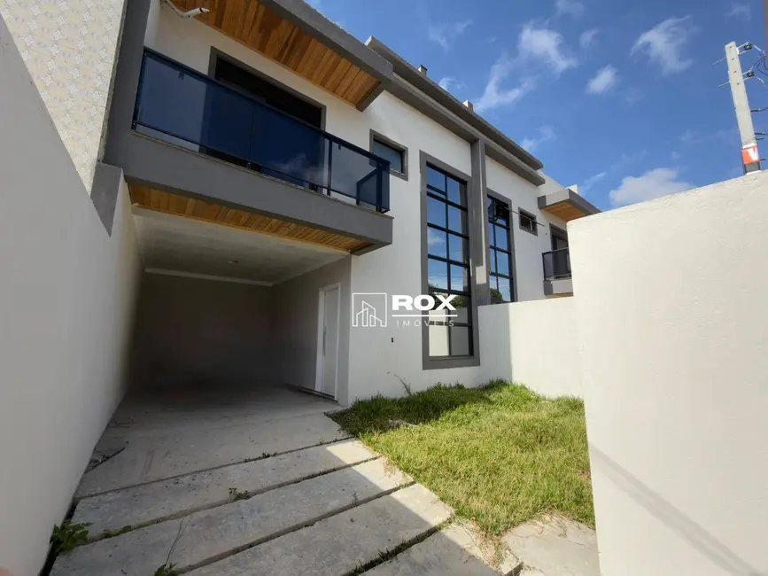 Foto 1 de Sobrado com 3 quartos à venda, 134m2 em Capão Raso, Curitiba - PR