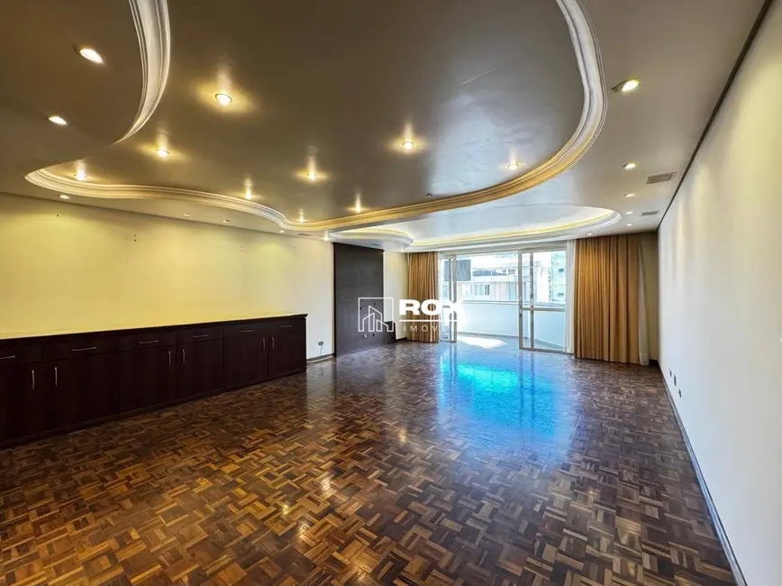 Foto 8 de Apartamento com 3 quartos à venda, 250m2 em Batel, Curitiba - PR