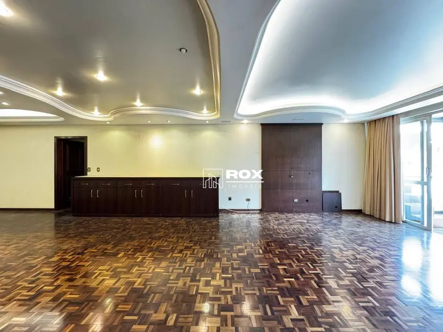 Foto 3 de Apartamento com 3 quartos à venda, 250m2 em Batel, Curitiba - PR