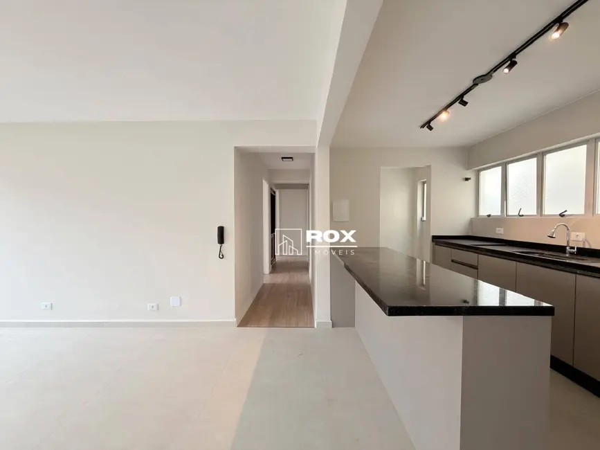 Apartamento com 3 quartos à venda, 125m2 em Água Verde, Curitiba - PR - imagem 6 Foto 6 de Apartamento com 3 quartos à venda, 125m2 em Água Verde, Curitiba - PR