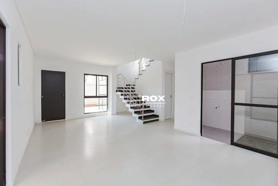 Foto 4 de Sobrado com 3 quartos à venda, 86m2 em Novo Mundo, Curitiba - PR